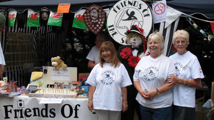 The Friends of the Scala team at the 2011 Prestatyn Flower Show!